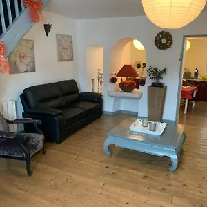 Triplex Meublé Hyper Centre St Céré 3 120 M2 8 Pers Max , Saint-Céré France